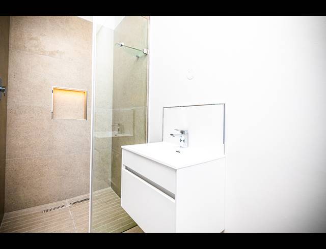 4 BEDROOM FREEHOLD FOR SALE IN SANDOWN